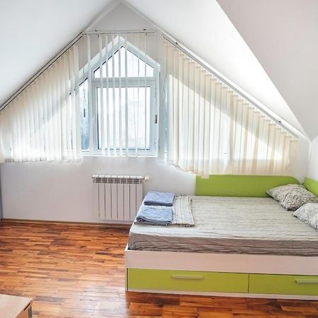 Ruse Apartment Center Bagian luar foto